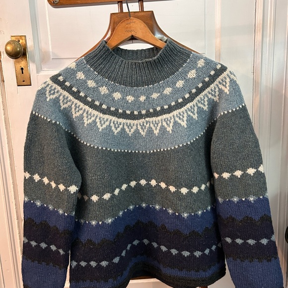 Lands End wool fair isle mock turtleneck sweater medium - Picture 2 of 9